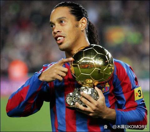 场观众的助 场观众的助