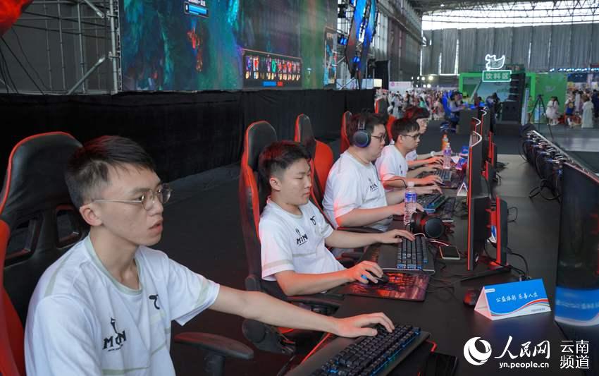 莎拉波娃 莎拉波娃