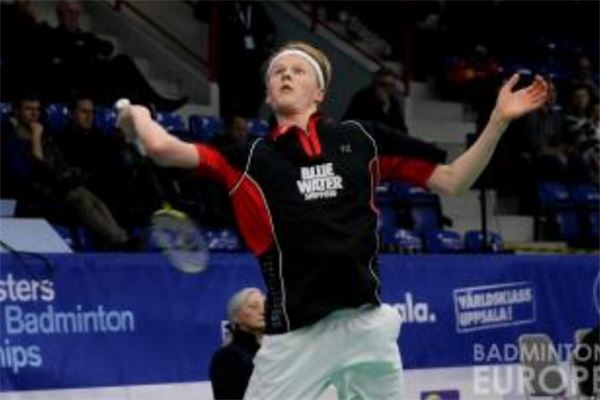 战胜了强大 战胜了强大