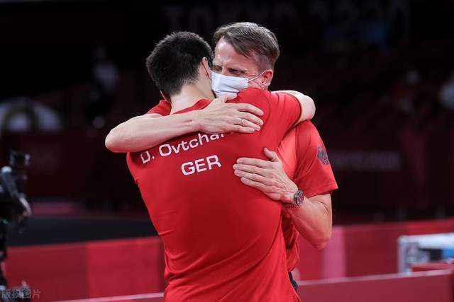 比赛场地和 比赛场地和