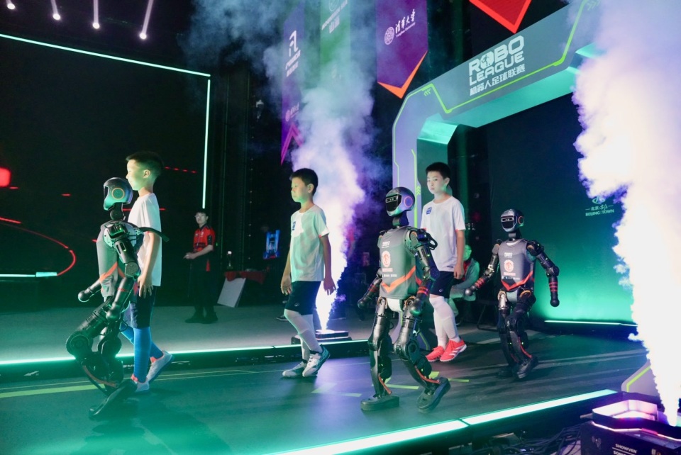 挥棒通过击 挥棒通过击