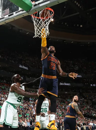 战线产出 战线产出